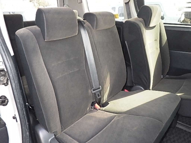 2012 Toyota Voxy